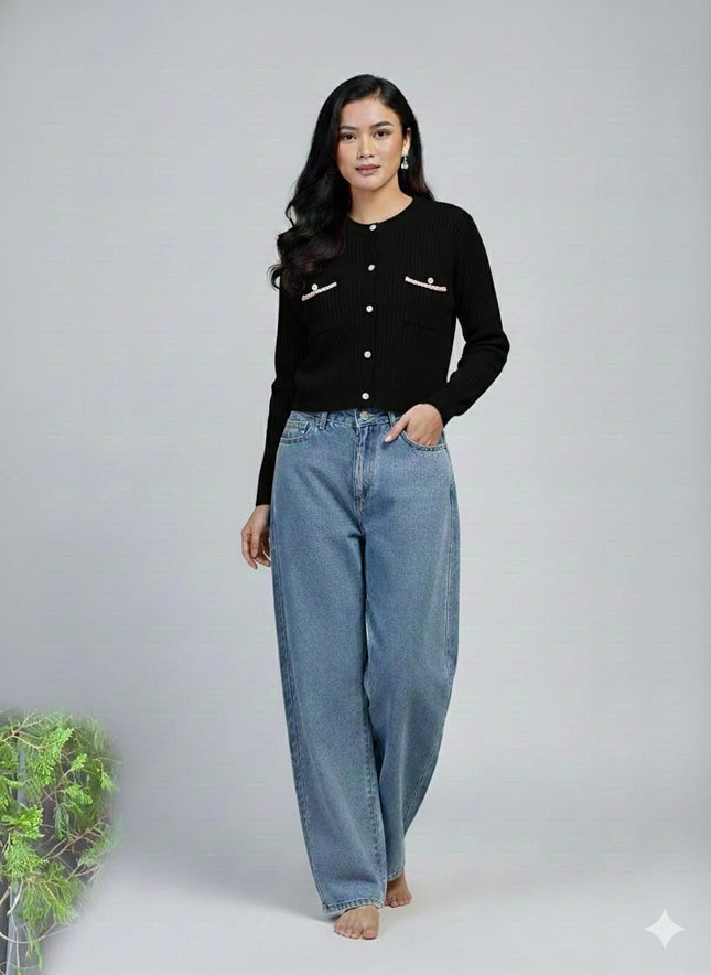 Chic Knitted Cardigan with Faux Pocket Trim and Pearl Buttons