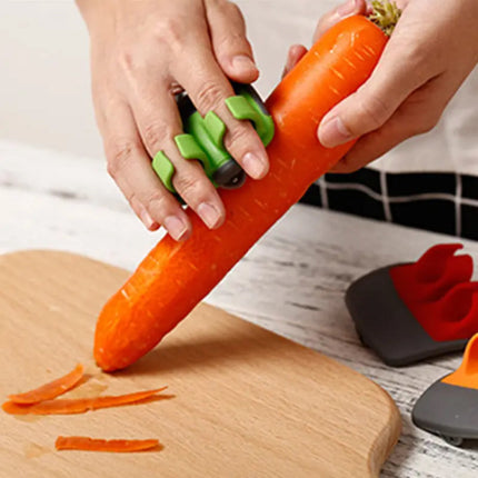 Mini Handheld Finger Peeler – Fruit & Vegetable Kitchen Gadget (Pack of 3)