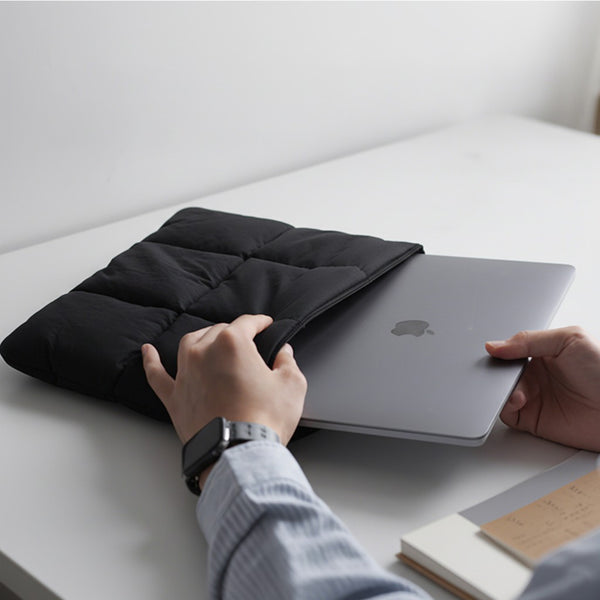 Puffy Quilted Laptop Sleeve – Soft Padded Protective Case (15–15.6")