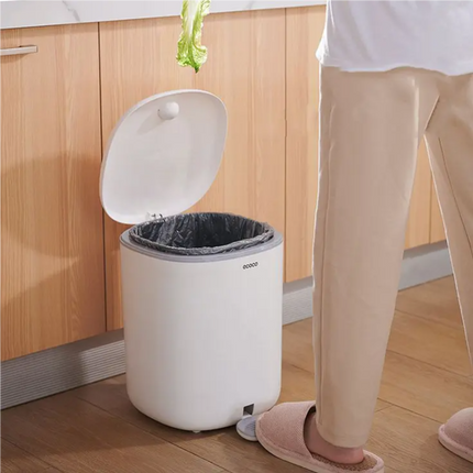 Modern 11-Liter Pedal Trash Bin – Hands-Free & Odor-Proof