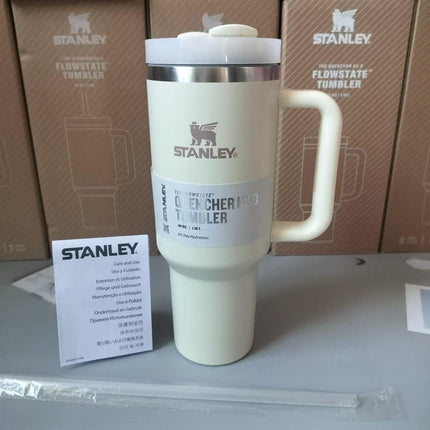 Stanley Quencher H2.0 FlowState Tumbler – 40oz | Hot Pink Stainless Steel Travel Mug