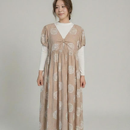 Bohemian Mandala Print Midi Dress with V-Neck and Puff Sleeves