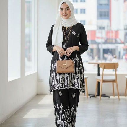 Embroidered Kurta and Wide-Leg Pant Co-ord Set